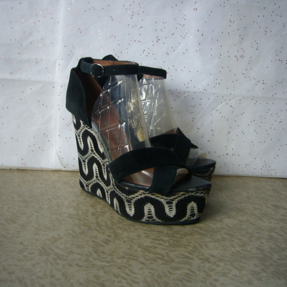 Jeffrey Campbell Ibiza Geometric Crochet Platform Wedge Sandal - 7.5 Festival - Picture 2 of 8